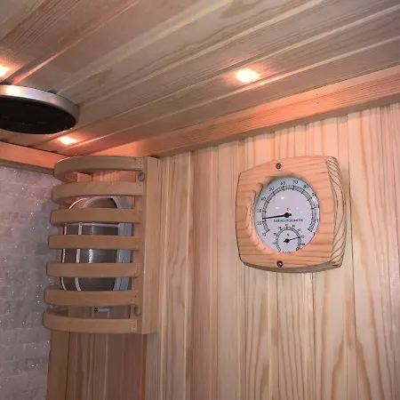 호텔 & Wellness By Des 