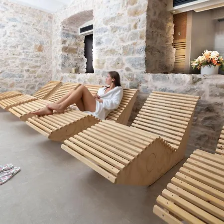 Spa&wellness By Des  Accesso Compreso 4*